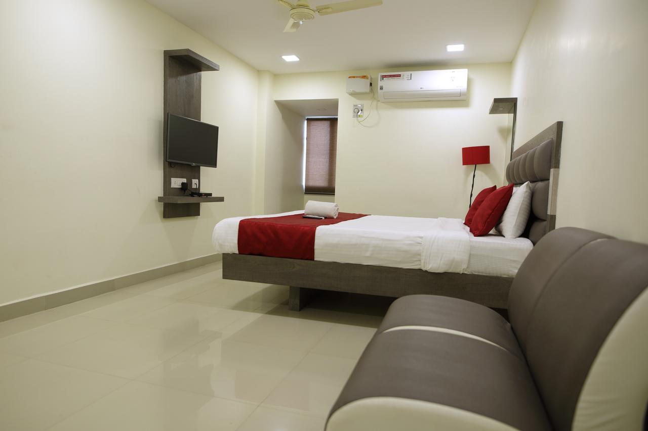 เวนเจอร์ พาร์ค ทุไรปักกัม เจนไน Hotel เชนไน ห้อง รูปภาพ